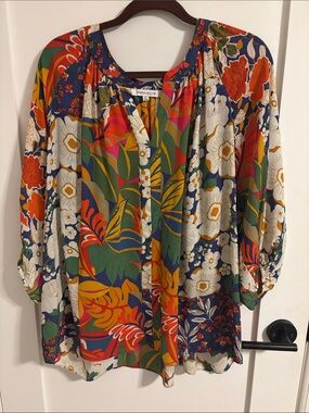 Rose & Olive Bold Tropical Floral Button-Front Blouse in Multicolor